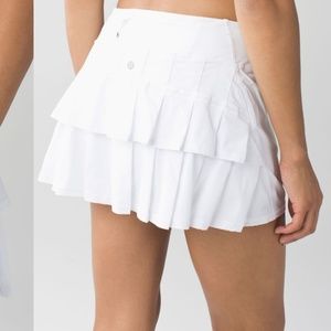 Lululemon Pace Setter Skirt in White